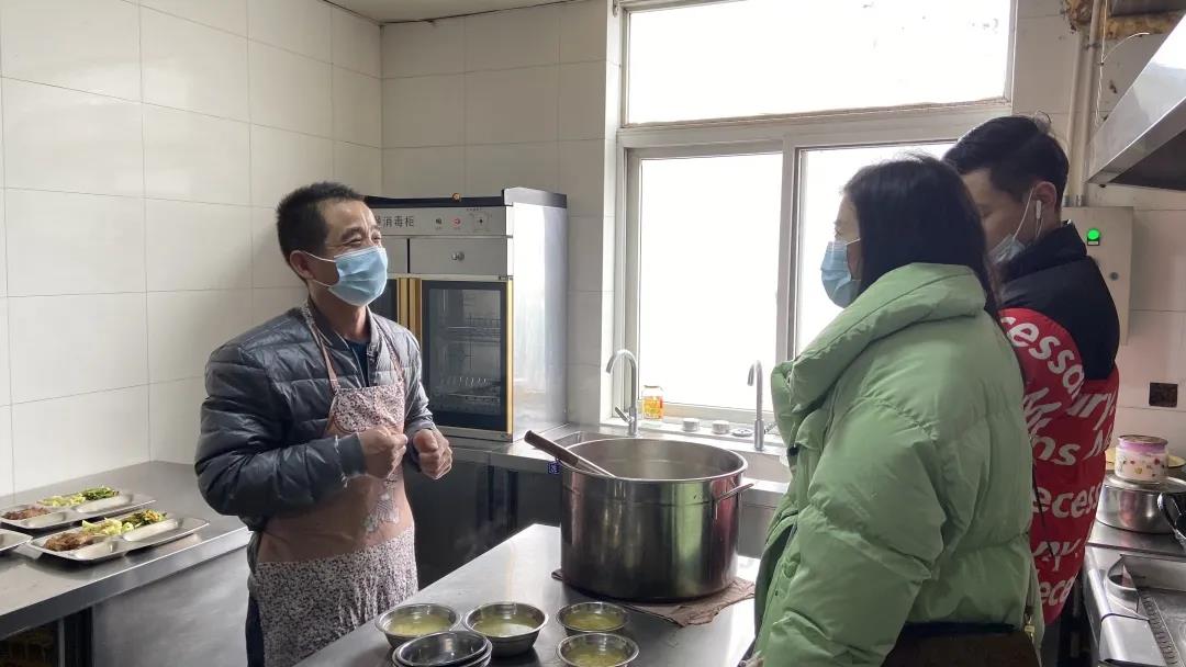 過年3.jpg 過年3.jpg