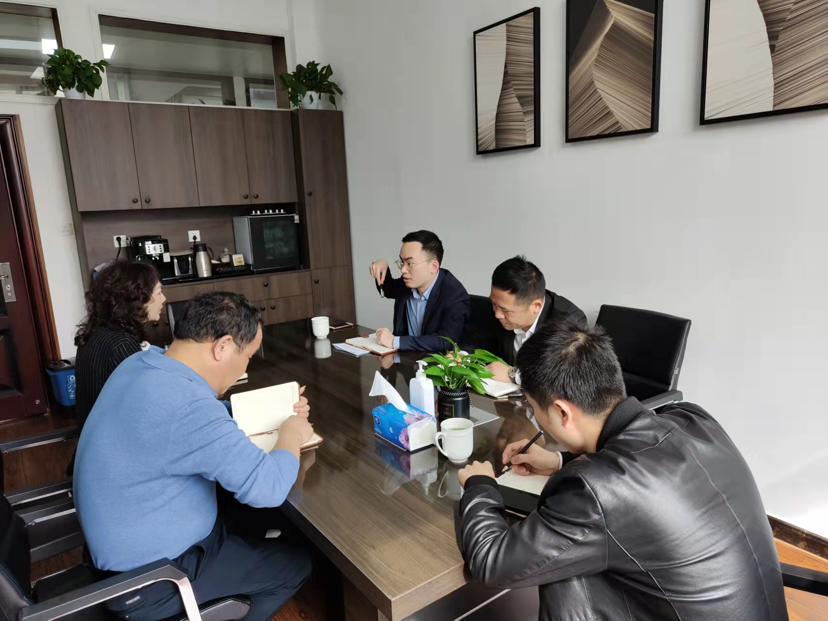 圖片1.png 圖片1.png